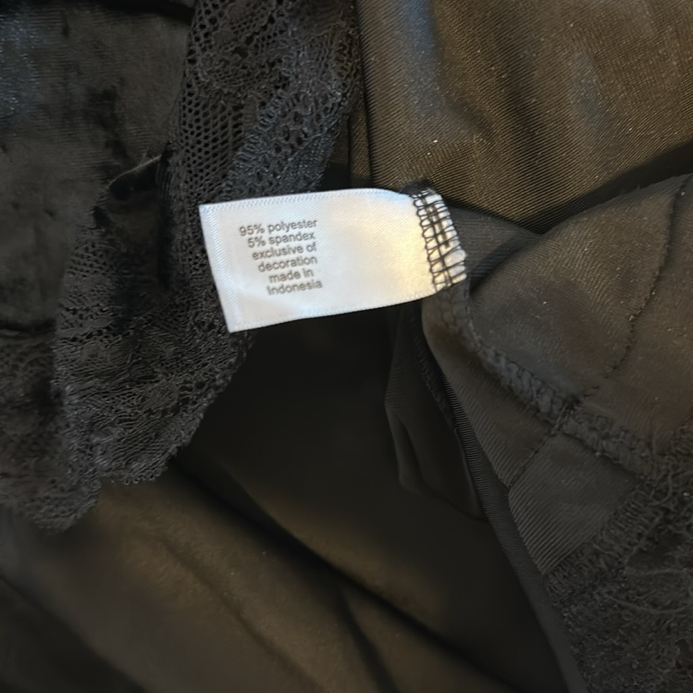 Lane Bryant Black Tank Velvet Lace Sz 26/28 - Picture 6 of 6